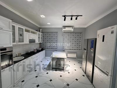 Дом · 4 комнаты · 130 м², мкр. Зачаганск пгт, Жеруйык 80 — Магазин санжар за 40 000 〒 в Уральске