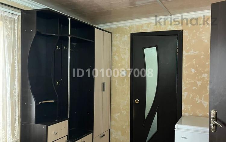 Отдельный дом · 3 комнаты · 100 м², мкр Жумыскер, 36 4 — 35 школы за 100 000 ₸ в Атырау — фото 2