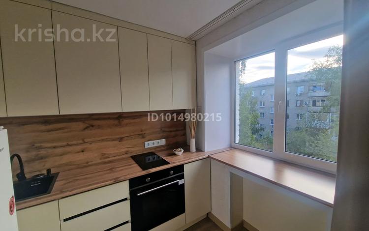 2-комнатная квартира · 46 м² · 4/5 этаж, Набережная Славского 24а за 27.6 млн ₸ в Усть-Каменогорске — фото 2