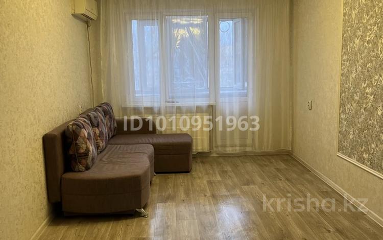2-бөлмелі пәтер · 45 м² · 5/5 қабат, Строитель ш/а., Миханова 118 — Циалковского, бағасы: 150 000 ₸ в Уральске, мкр Строитель — фото 16