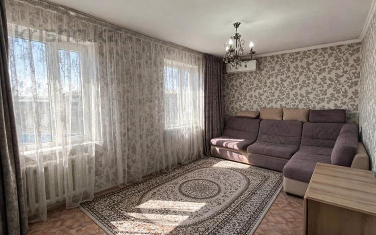 3-бөлмелі пәтер · 56 м² · 4/5 қабат, Самал, бағасы: 17.5 млн ₸ в Талдыкоргане, мкр Самал — фото 8