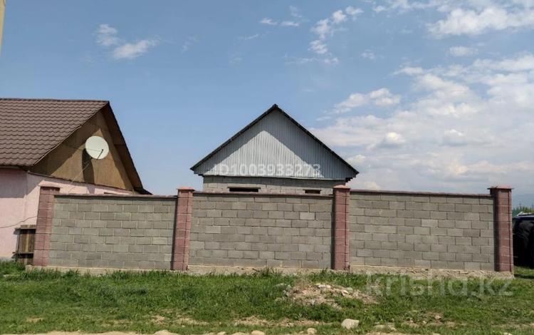 Отдельный дом · 2 комнаты · 36 м² · 8 сот., Карасай батыра за 15 млн 〒 в  — фото 2