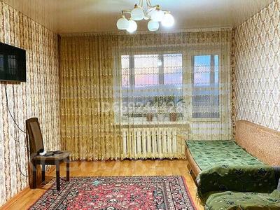 3-комнатная квартира, 72 м², 4/5 этаж посуточно, Интернациональная — Ломоносова за 20 000 〒 в Щучинске