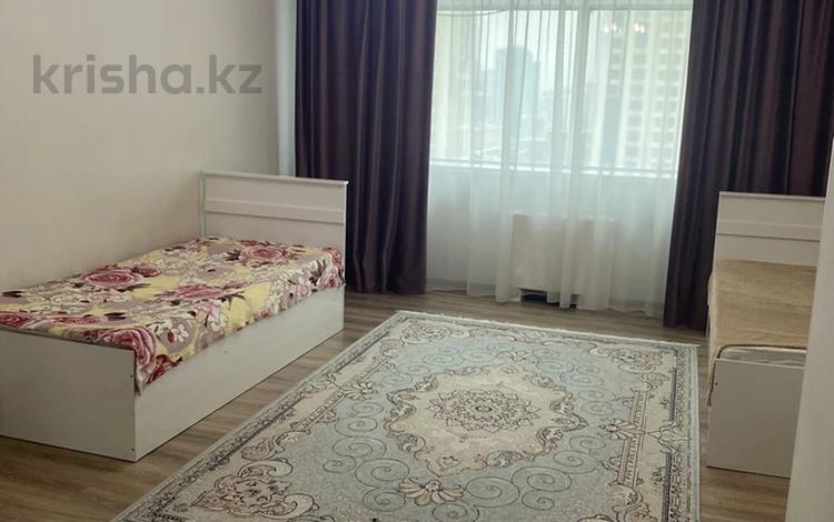 4 комнаты · 140 м² · 13/41 этаж, Достык 5 за 70 000 ₸ в Астане, Есильский р-н — фото 2