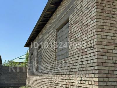 Отдельный дом · 6 комнат · 210 м² · 8 сот., мкр Ынтымак-2 за 30 млн ₸ в Шымкенте, Абайский р-н