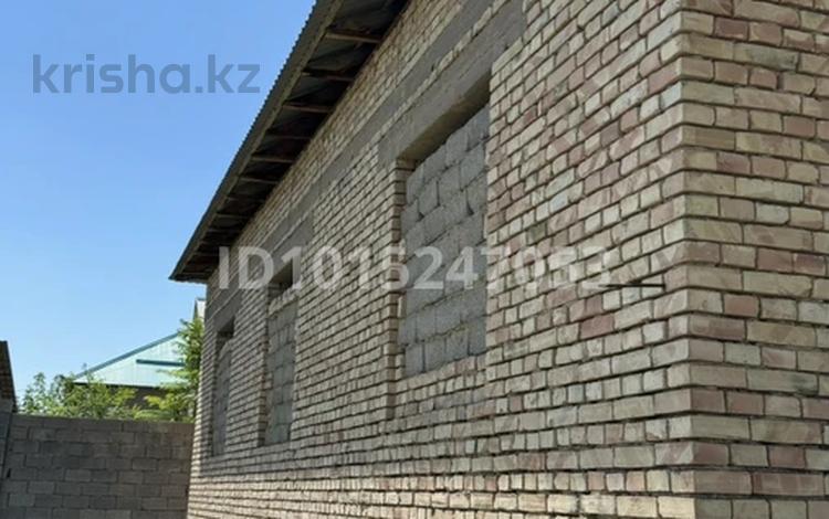 Отдельный дом · 6 комнат · 210 м² · 8 сот., мкр Ынтымак-2 за 30 млн ₸ в Шымкенте, Абайский р-н — фото 2