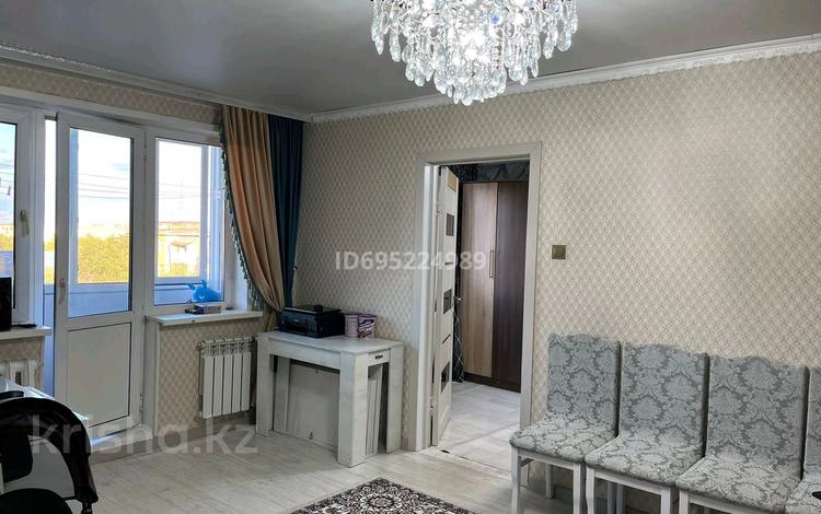 2-комнатная квартира · 48 м² · 5/5 этаж, Ғарышкерлер 40 — Возле магазина Дариға за 14 млн ₸ в Жезказгане — фото 2