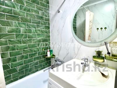 3-бөлмелі пәтер · 60 м² · 3/5 қабат, Азаттык 60, бағасы: 200 000 ₸ в Атырау