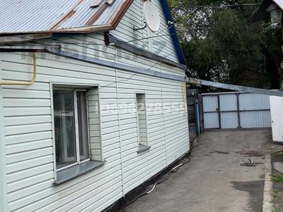 Отдельный дом · 4 комнаты · 80 м² · 14 сот., мкр Михайловка 49 — Улица Бадина за 19 млн ₸ в Караганде, Казыбек би р-н