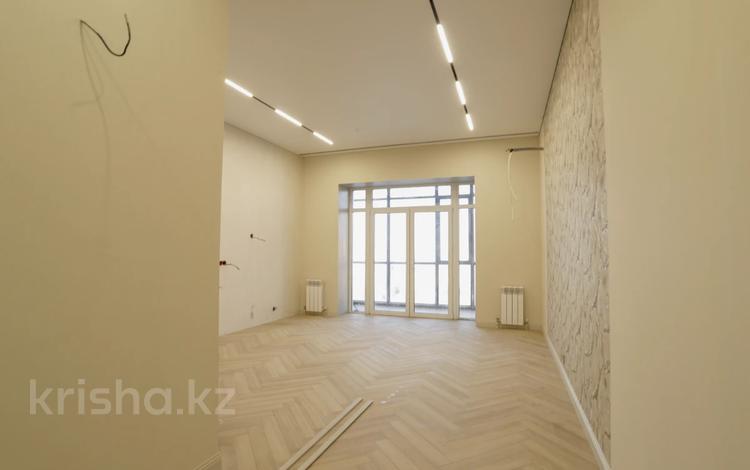 4-бөлмелі пәтер · 253 м² · 2/9 қабат, Тауелсыздык, бағасы: 152 млн ₸ в Костанае — фото 5