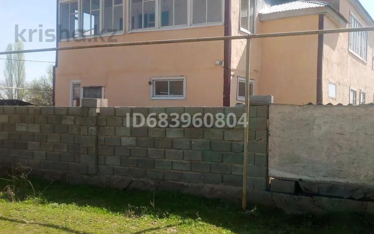 Жеке үй · 6 бөлме · 350 м², Аманжол Шамкенов 25 — Тогай 2, бағасы: 40 млн ₸ в Шу — фото 2