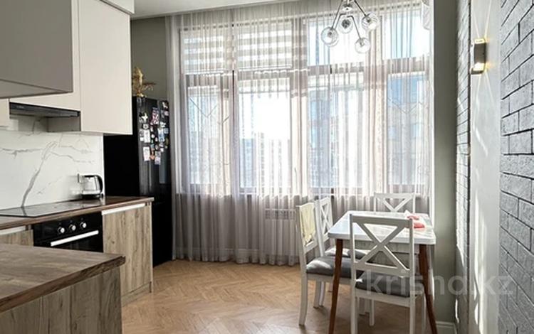 3-комнатная квартира · 105 м² · 14/14 этаж, 16-й мкр , 16 мкрн 69 за 38 млн ₸ в Актау — фото 2