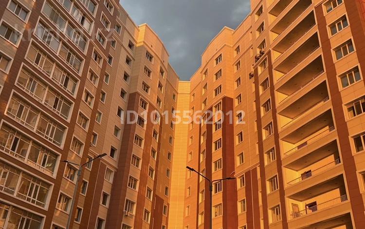 2-бөлмелі пәтер · 54 м² · 4/12 қабат, Мукан Тулебаев 5, бағасы: 36 млн ₸ в Астане, Алматы р-н — фото 2