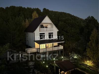 Дом · 7 комнат · 200 м², Район горы Мохнатка 4 — Мохнатка за 120 000 〒 в Новой бухтарме