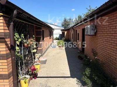 Отдельный дом · 4 комнаты · 150 м² · 6 сот., Бурабай 4 — Кобозева 4 за 38 млн 〒 в Актобе, мкр. Курмыш