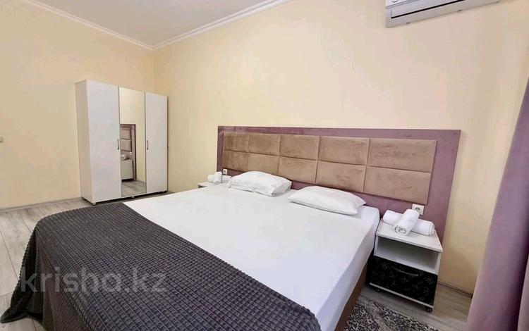 3-бөлмелі пәтер · 82 м² · 8/19 қабат, 7А ш/а. 21, бағасы: 25 000 ₸ в Актау, 7А мкр — фото 2