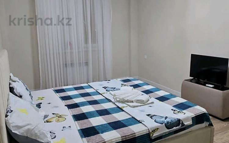 2-бөлмелі пәтер · 75 м² · 4/9 қабат, мкр Нурсая, Пр.Елорда 6 3/4 — Аэропорт, школа Бином, Ледовый дворец, Теннисный центр, Центр Абая, бағасы: 3 000 ₸ в Атырау — фото 2