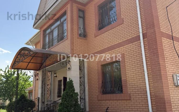 Отдельный дом · 6 комнат · 200 м² · 10 сот., мкр Калкаман-2 — Маулена Балакаева за 185 млн ₸ в Алматы, Наурызбайский р-н — фото 2