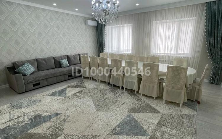 5-бөлмелі пәтер · 154 м² · 3/8 қабат, мкр. Алтын орда, проспект Алаш орда 41в корпус 2 — Ораз Татеулы, бағасы: 57 млн ₸ в Актобе — фото 2