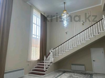 Отдельный дом · 4 комнаты · 285 м² · 8 сот., Центр 11 за 105 млн 〒 в Талдыкоргане