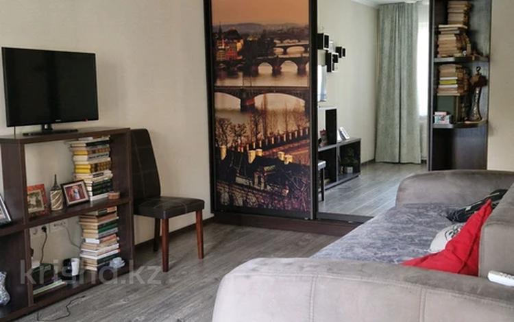 1-комнатная квартира · 35 м² · 2/4 этаж, мкр №8 22 за 250 000 ₸ в Алматы, Ауэзовский р-н — фото 2