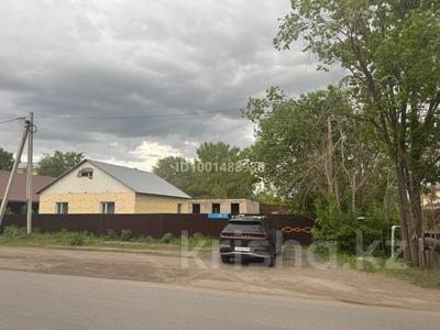 Отдельный дом · 3 комнаты · 75 м² · 8 сот., мкр Михайловка , М.Жанибекова 134 — ОблГАИ, областная музыкальная школа-интернат за 55 млн 〒 в Караганде, Казыбек би р-н