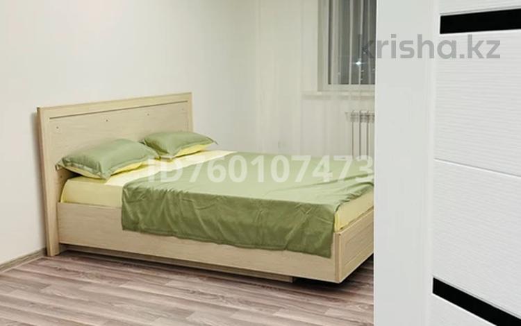 1-комнатная квартира · 40 м² · 13/23 этаж, Султана бейбарыса 12 за 10 000 ₸ в Астане, Сарыарка р-н — фото 2