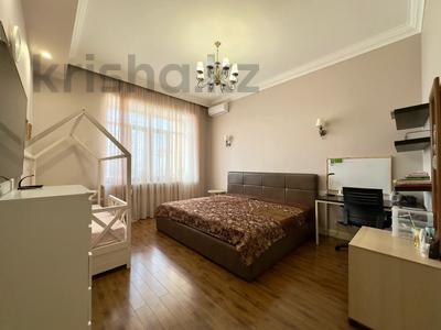 4-комнатная квартира · 180 м² · 1/8 этаж, Омаровой 33 — Достык- Омаровой (выше Оспанова) за 156 млн 〒 в Алматы, Медеуский р-н