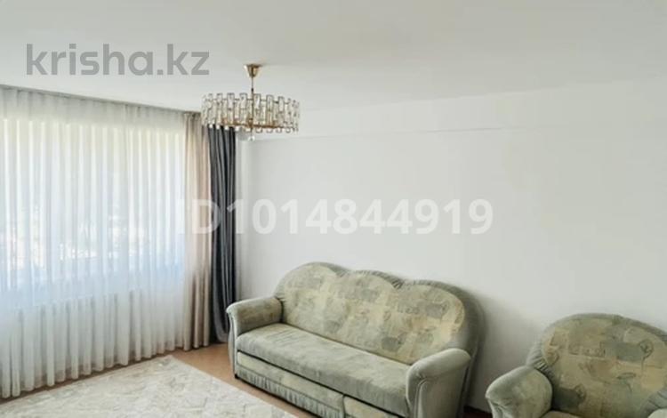 2-комнатная квартира · 56 м² · 1/9 этаж, Мелькомбинат за 180 000 ₸ в Семее — фото 2