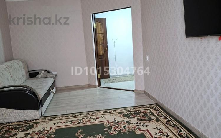 1-комнатная квартира · 95 м² · 4/9 этаж, мкр. Алтын орда 16 — НИШ жанында за 130 000 ₸ в Актобе — фото 3