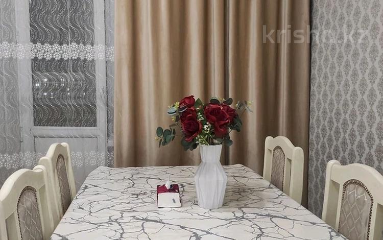 1-комнатная квартира · 42 м² · 8/10 этаж, Просп. Шакарима Кудайбердиулы 17/6 за 13 000 ₸ в Астане, Алматы р-н — фото 2