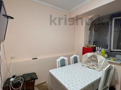 2-комнатная квартира · 51 м² · 4/5 этаж, мкр Мамыр-1 за 38 млн ₸ в Алматы, Ауэзовский р-н
