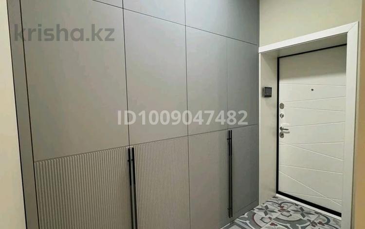 3-комнатная квартира · 80 м² · 5/10 этаж, мкр Юго-Восток, Шахтеров 73/1 — Напротив поликлиника 3 за 350 000 〒 в Караганде, Казыбек би р-н — фото 2