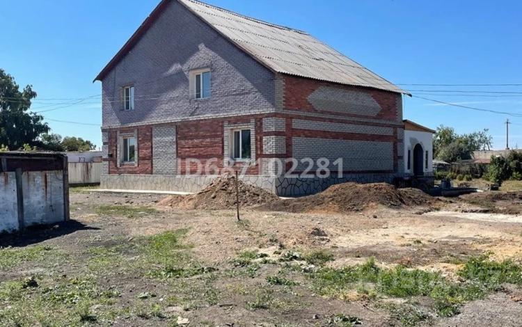 Отдельный дом • 6 комнат • 200 м² • 100 сот., Акан-серi 7 за 25 млн 〒 в Новоишимском — фото 2