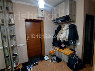 2-комнатная квартира · 60 м² · 3/5 этаж, 11-й микрорайон 213А — Уалиханова. д 213А. за 200 000 ₸ в Шымкенте, Енбекшинский р-н