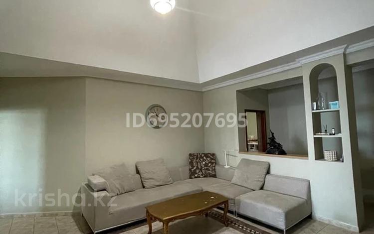 4-комнатная квартира, 181.4 м², 9/9 этаж, Зенкова 33