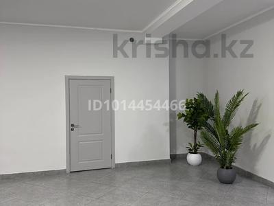 Свободное назначение, офисы · 450 м² за 900 000 ₸ в Шымкенте