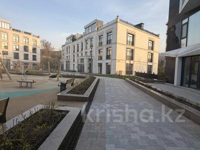 4-комнатная квартира · 229.2 м² · 3/3 этаж, Ондасынова 1/1 за 310 млн ₸ в Алматы, Медеуский р-н