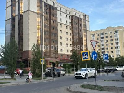 2-бөлмелі пәтер · 75 м² · 10/10 қабат, Максут Нарикбаев 12, бағасы: 25 млн ₸ в Астане, Нура р-н