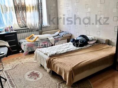 3-бөлмелі пәтер · 69 м² · 3 қабат, Кабанбай батыра 51, бағасы: 45 000 〒 в Талдыкоргане