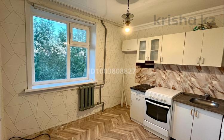 1-бөлмелі пәтер · 29.3 м² · 4/5 қабат, Пушкина 24, бағасы: 5.3 млн ₸ в Аксу — фото 2