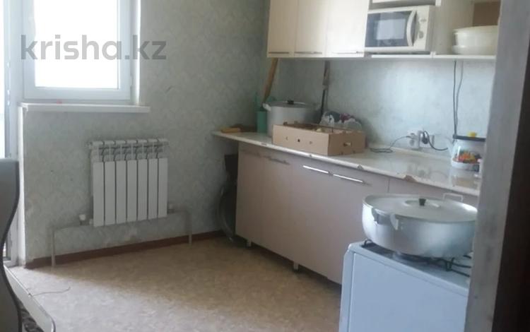 3-комнатная квартира, 90 м², 9/9 этаж помесячно, мкр Нурсат 2 113 д