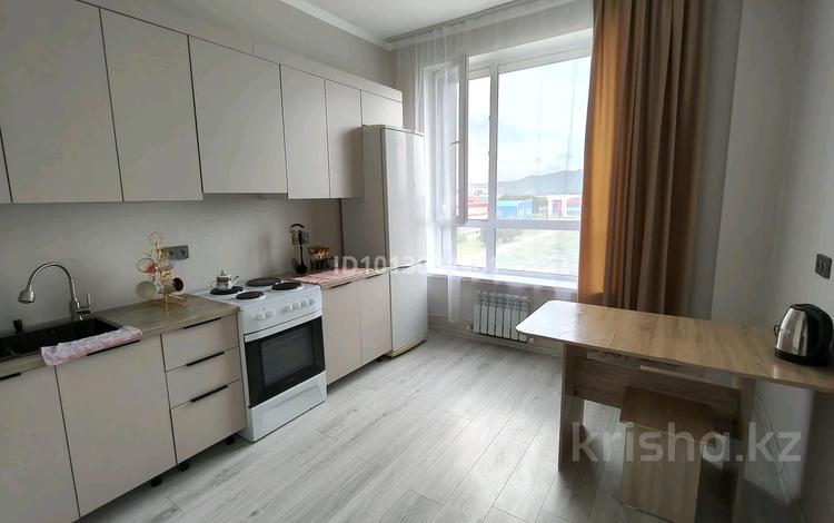2-бөлмелі пәтер · 58 м² · 4/10 қабат, Каныша Сатпаева, бағасы: 20 000 ₸ в Усть-Каменогорске — фото 24
