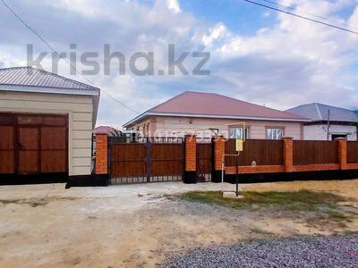 Жеке үй · 4 бөлме · 170 м² · 10 жүзд., Ақжар плюс 41 — 49 мектеп, дүкен, остановка. саудасы бар., бағасы: 34 млн ₸ в Актобе, СК Акжар-Плюс