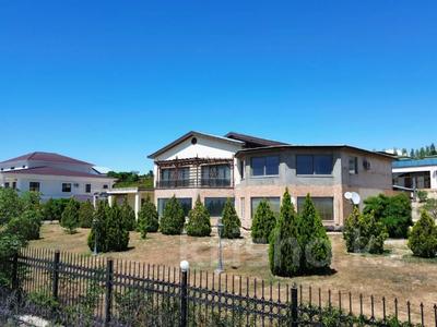 Жеке үй · 11 бөлме · 750 м² · 45 жүзд., "Самал 2" шағын ауданы 3, бағасы: 850 млн ₸ в Актау, мкр "Самал 2"