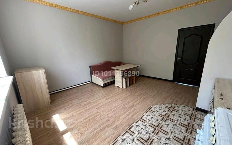2-бөлмелі пәтер · 60 м² · 2/2 қабат, Абылай хана 214, бағасы: ~ 23 млн ₸ в Каскелене — фото 4