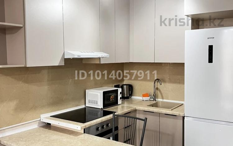 2-комнатная квартира · 44 м² · 8/13 этаж, Тауелсиздик 34/9 за 250 000 ₸ в Астане, Алматы р-н — фото 2