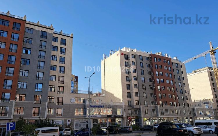 3-комнатная квартира · 130 м² · 3/9 этаж, 17-й мкр 19 — Дворец школьников за 58 млн ₸ в Актау — фото 2