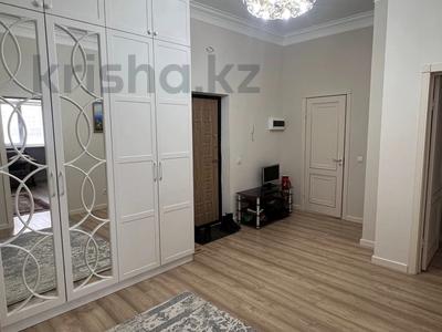 Пәтерлер в Астане: 2-бөлмелі пәтер · 78 м² · 3/8 қабат, МәңгілікЕл — Мангилик ел Керей Жанибек ханов, бағасы: 44 млн 〒 2-бөлмелі пәтер · 78 м² · 3/8 қабат, МәңгілікЕл — Мангилик ел Керей Жанибек ханов, бағасы: 44 млн 〒 в Астане, Есильский р-н