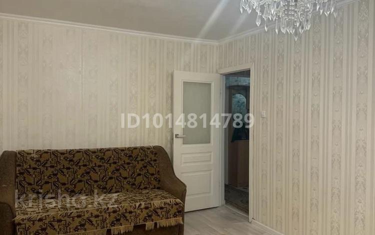 2-бөлмелі пәтер · 50 м² · 3/5 қабат, 16-шағынаудан 13, бағасы: 180 000 ₸ в Шымкенте, Аль-Фарабийский р-н — фото 2